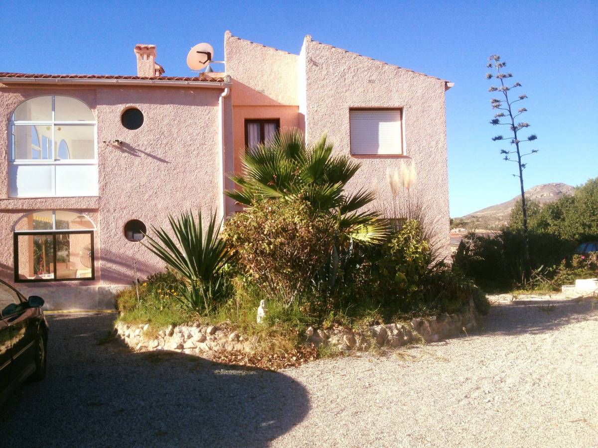 Chalet in Alicante zu verkaufen Valle Del Sol mit Garten Chalet in Alicante zu verkaufen Valle Del Sol mit Garten