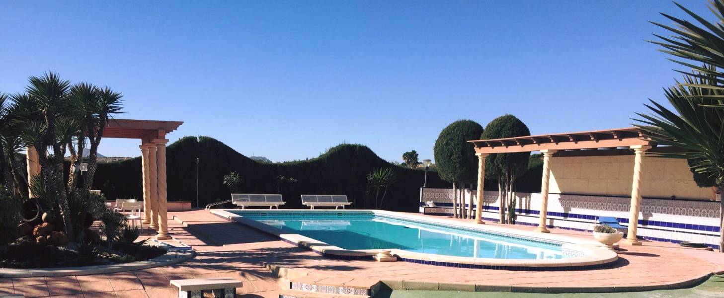 Landhaus & Landhotel mit pool alicante zu verkaufen Landhaus & Landhotel mit pool alicante zu verkaufen