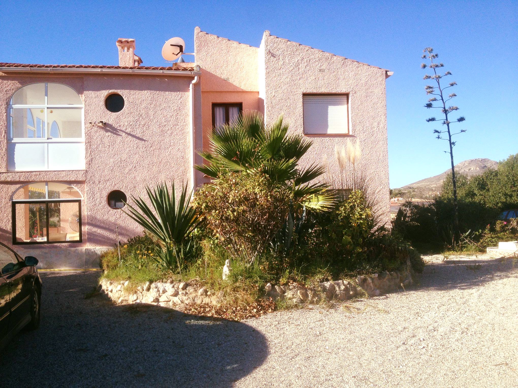 Chalet in Alicante zu verkaufen Valle Del Sol mit Garten